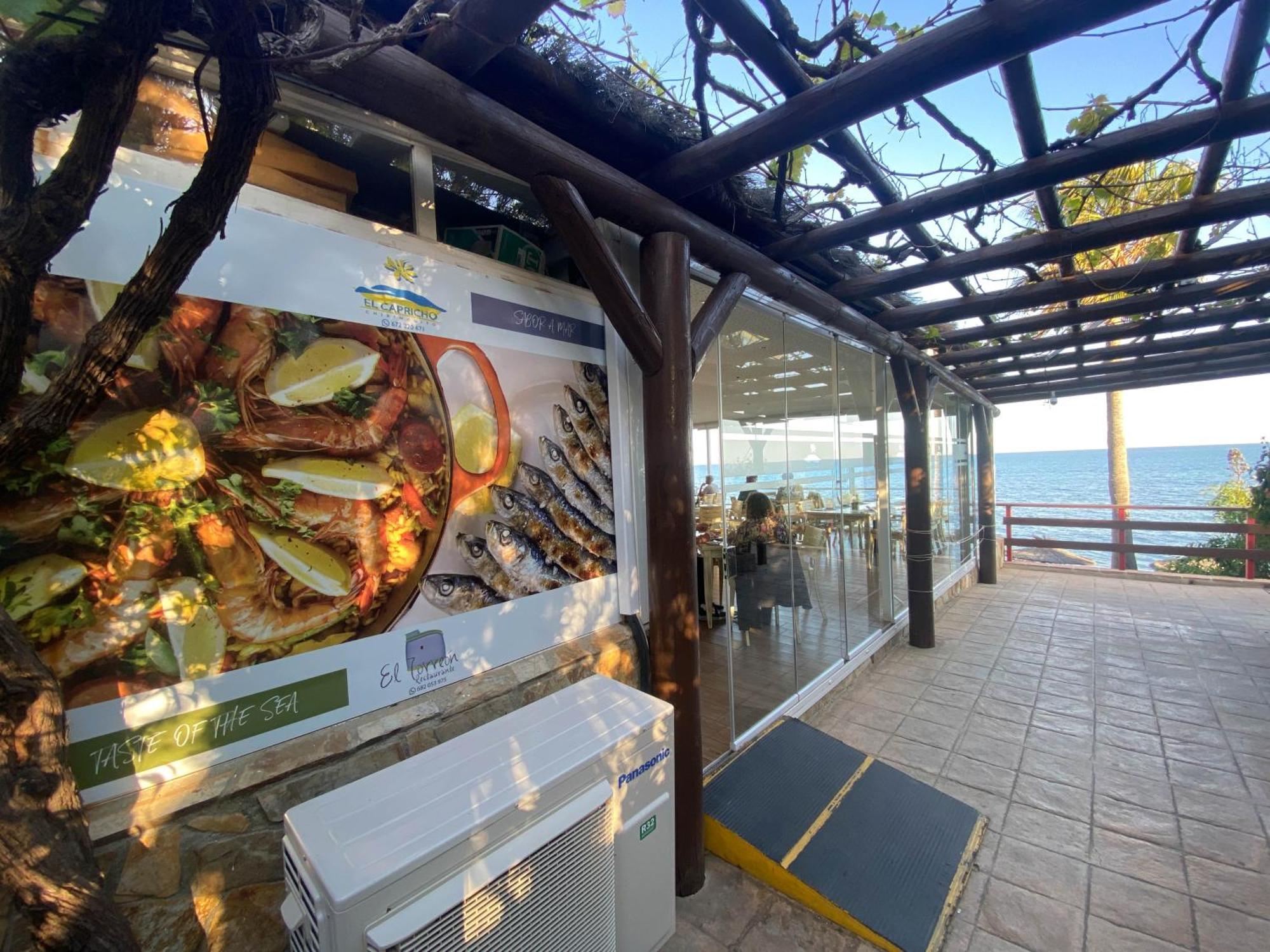 Frontline Beach Ground Floor With Privet Garden, Mi Capricho 16 Mijas Zewnętrze zdjęcie